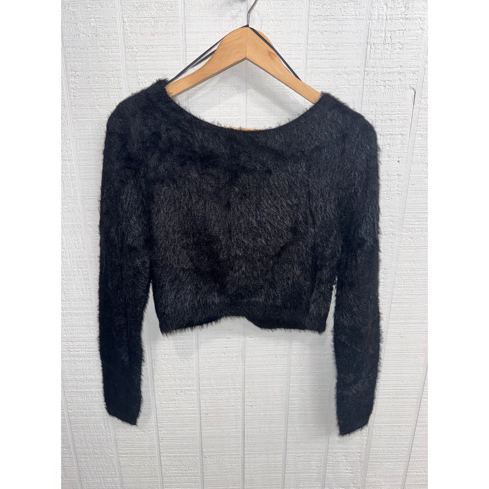 Melrose With Love Sweater Women Black Fuzzy Twist Front Cropped CTS105 Small